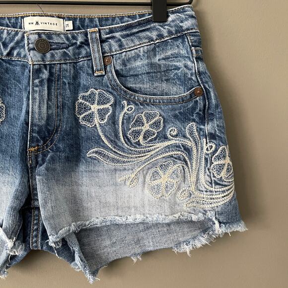 MM Vintage Floral Embroidered Cut Off Shorts - Picture 2 of 4